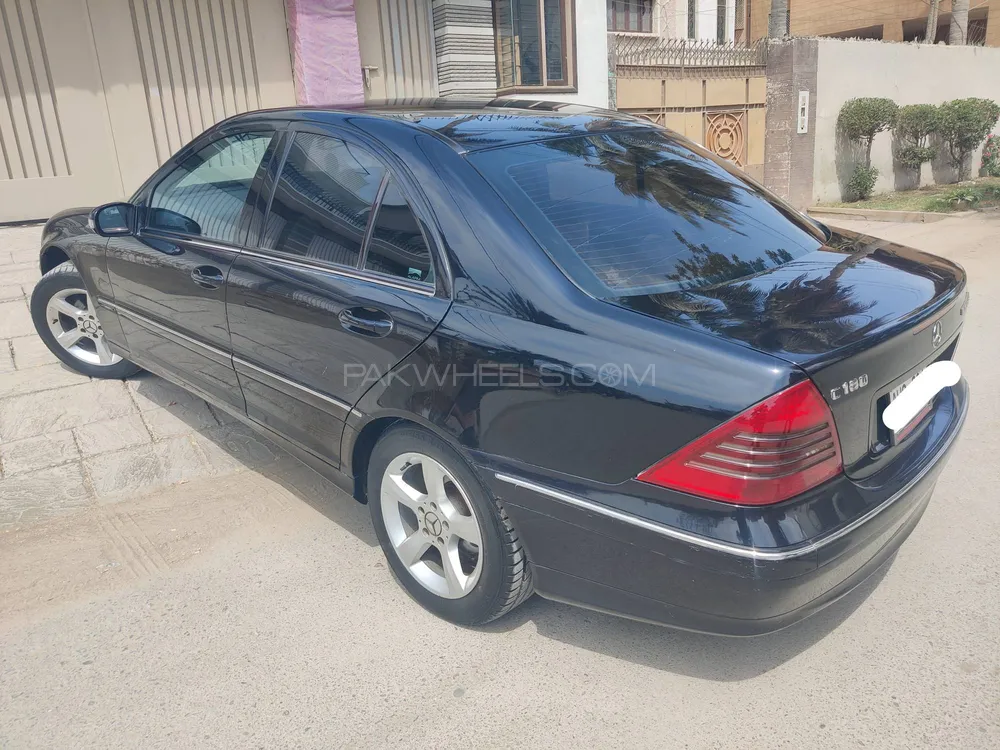 Mercedes Benz C Class 2008 for Sale in Karachi Image-1