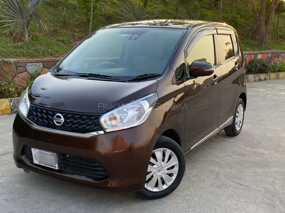نسان ڈیز 2015 for Sale in اسلام آباد Image-1