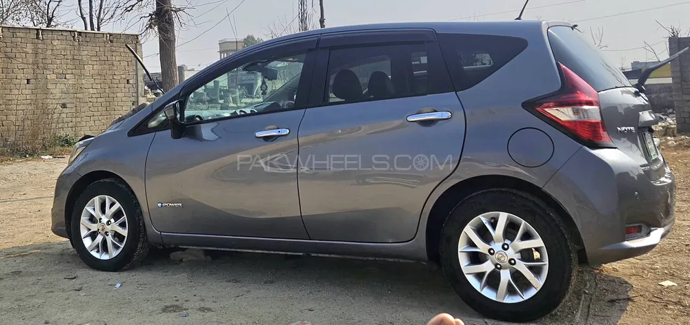 Nissan Note 2017 for Sale in Swabi Image-1