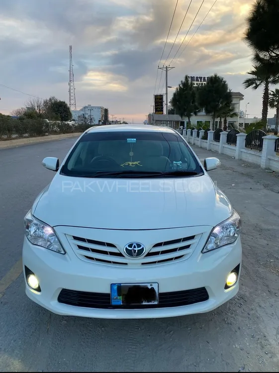 Toyota Corolla 2013 for Sale in Islamabad Image-1