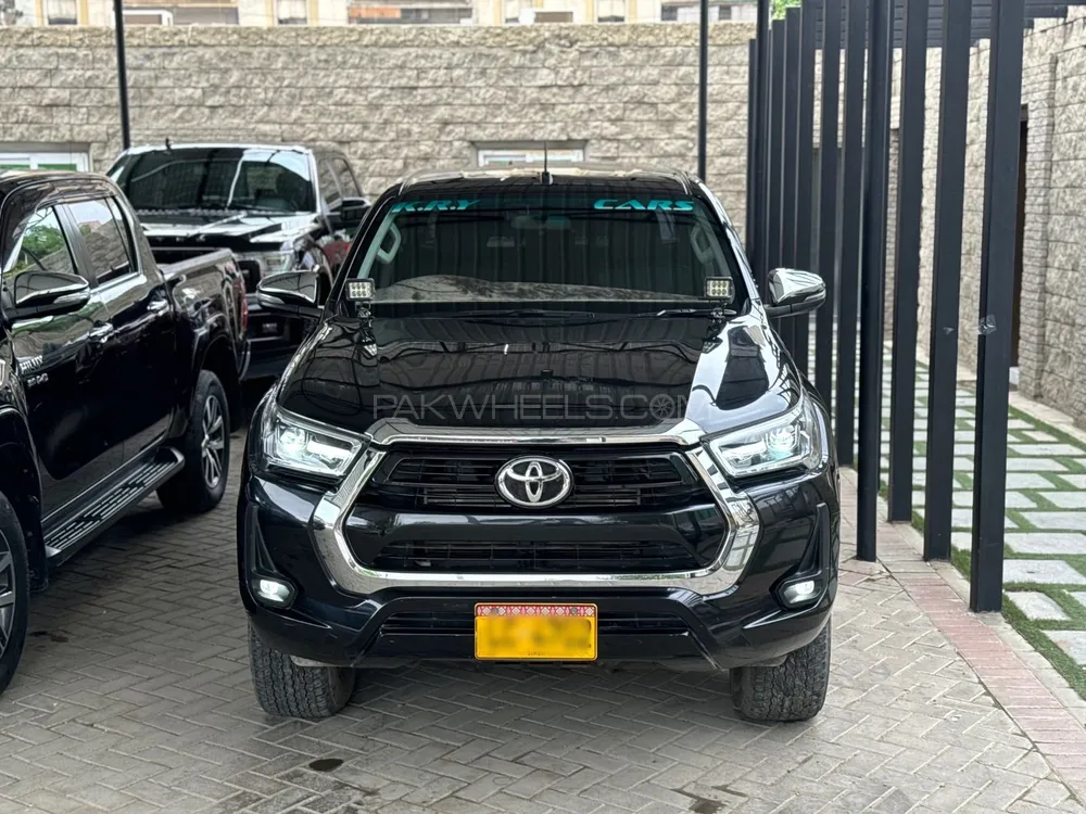 Toyota Hilux 2022 for Sale in Karachi Image-1