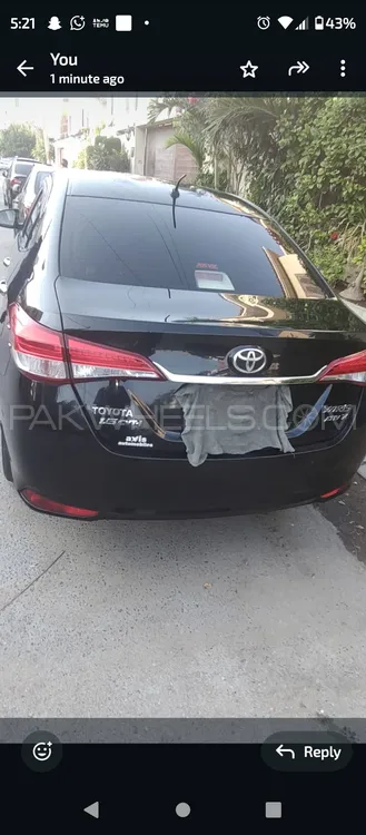 Toyota Yaris Sedan 2021 for Sale in Karachi Image-1