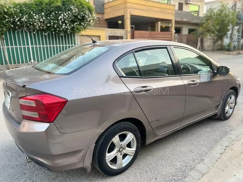 Honda City 2015 for Sale in Islamabad Image-1