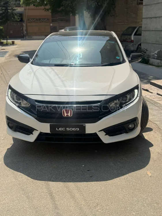 Honda Civic 2019 for Sale in Lahore Image-1