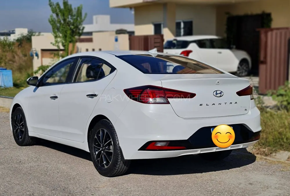 Hyundai Elantra 2022 for Sale in Islamabad Hyundai Elantra 2022 for Sale in Islamabad Image-3