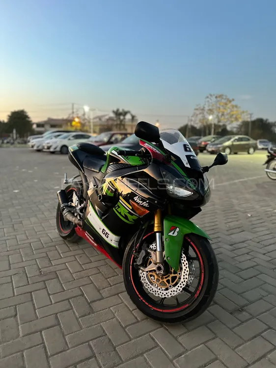 Kawasaki Ninja ZX-6R 2006 for Sale Image-1