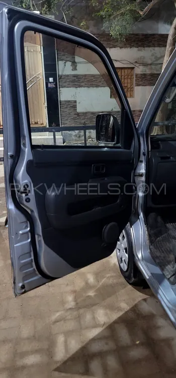 Daihatsu Hijet 2011 for Sale in Karachi Image-1