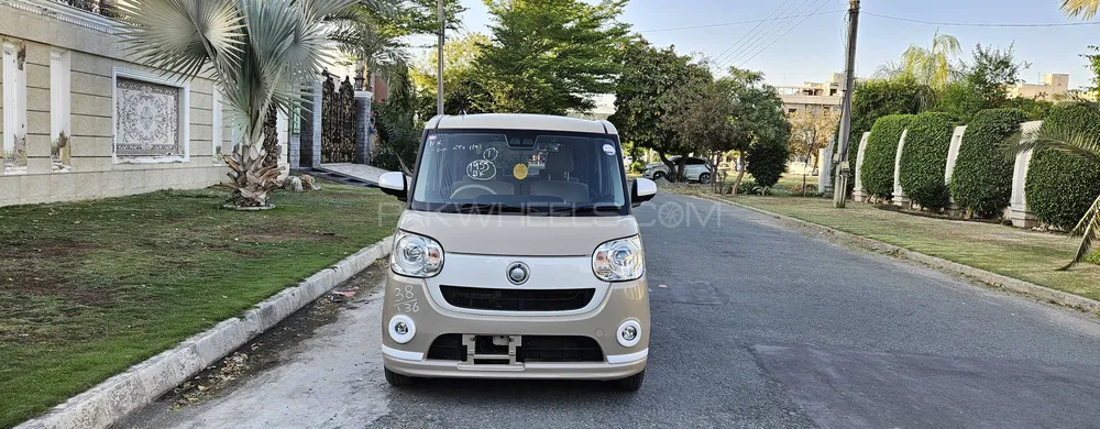 Daihatsu Move Canbus 2021 for Sale in Lahore Image-1