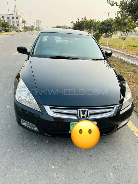 Honda Accord 2005 for Sale in Islamabad Image-1