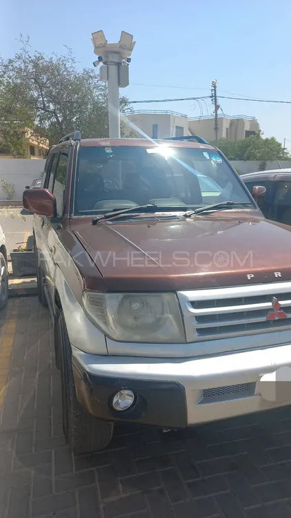 Mitsubishi Pajero 1998 for Sale in Karachi Image-1