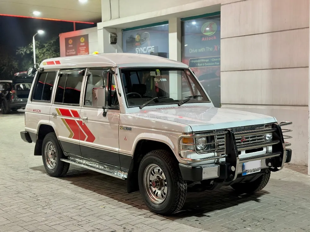 Mitsubishi Pajero 1987 for Sale in Islamabad Image-1