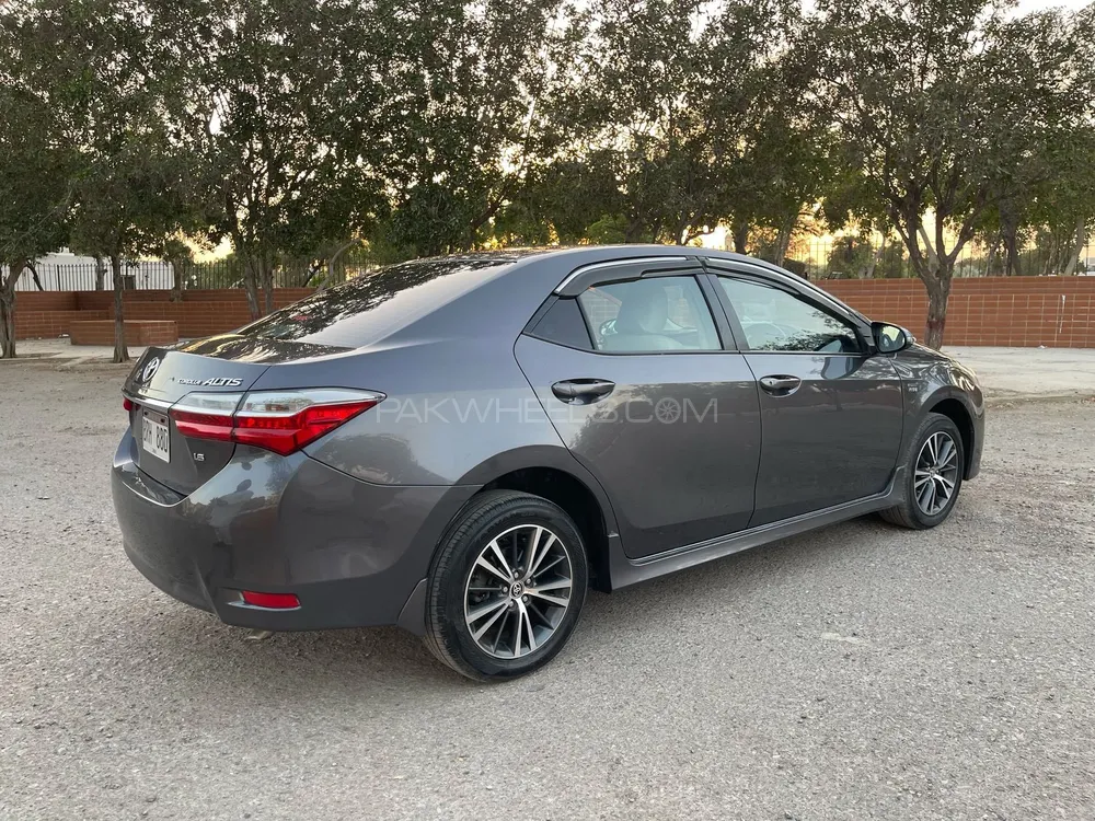 Toyota Corolla 2020 for Sale in Karachi Image-1