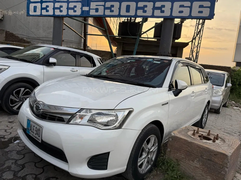 Toyota Corolla Fielder 2014 for Sale in Islamabad Image-1