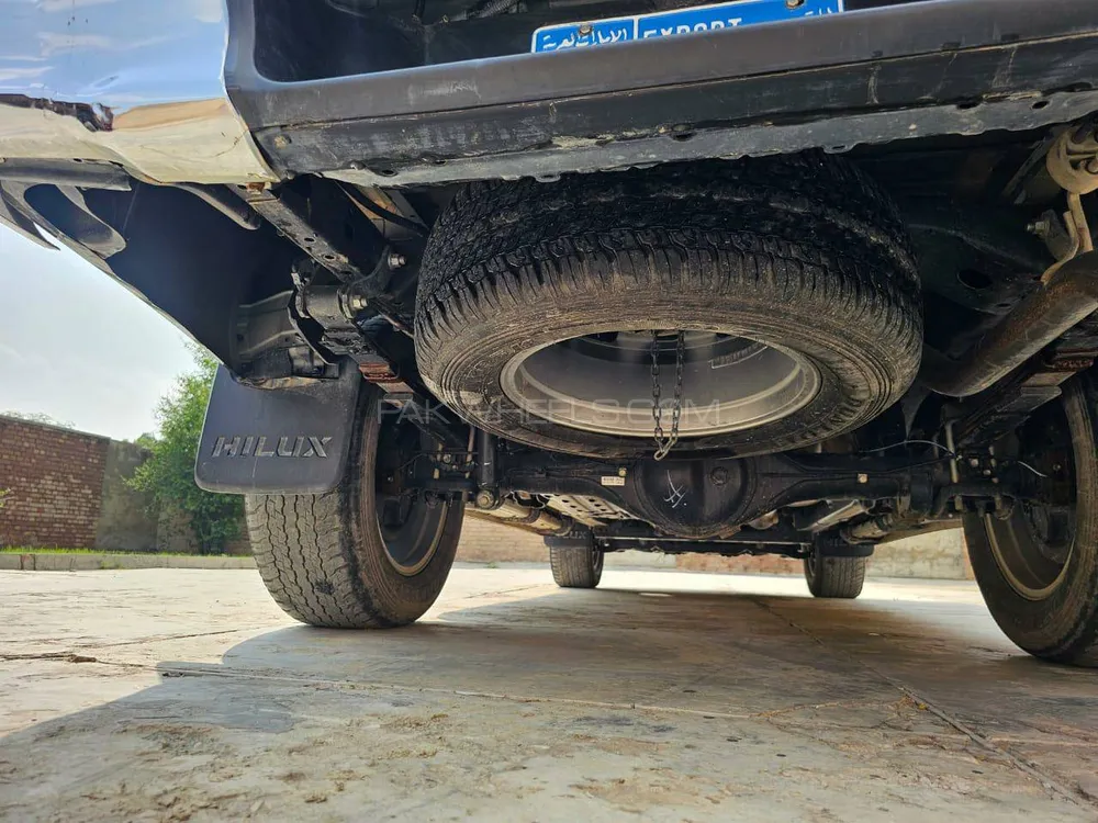 Toyota Hilux 2021 for Sale in Multan Image-1