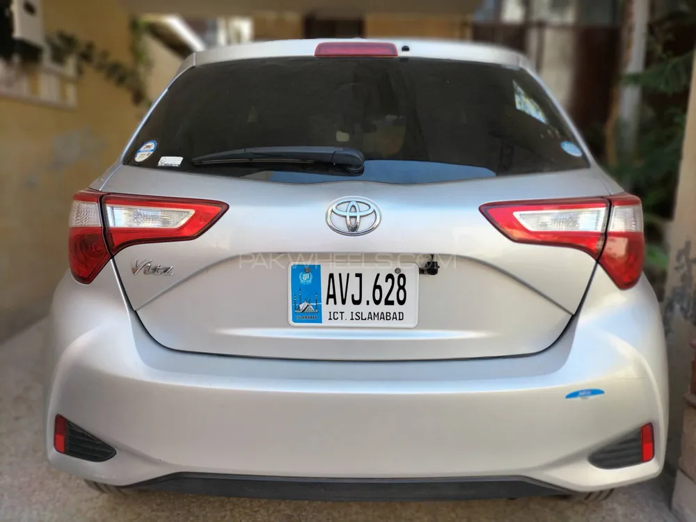 Toyota Vitz 2018 for Sale in Faisalabad Image-1