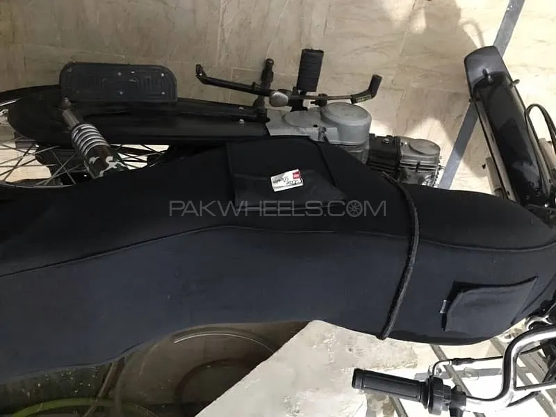 Unique Xtreme UD 70 2012 for Sale Image-1