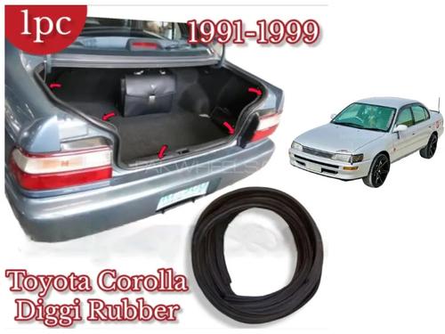 Toyota Corolla Indus Diggi Rubber 1991 - 1999 Back Door Rubber | 1 Pcs | Toyota Corolla Indus Diggi Rubber 1991 - 1999 Back Door Rubber | 1 Pcs |
