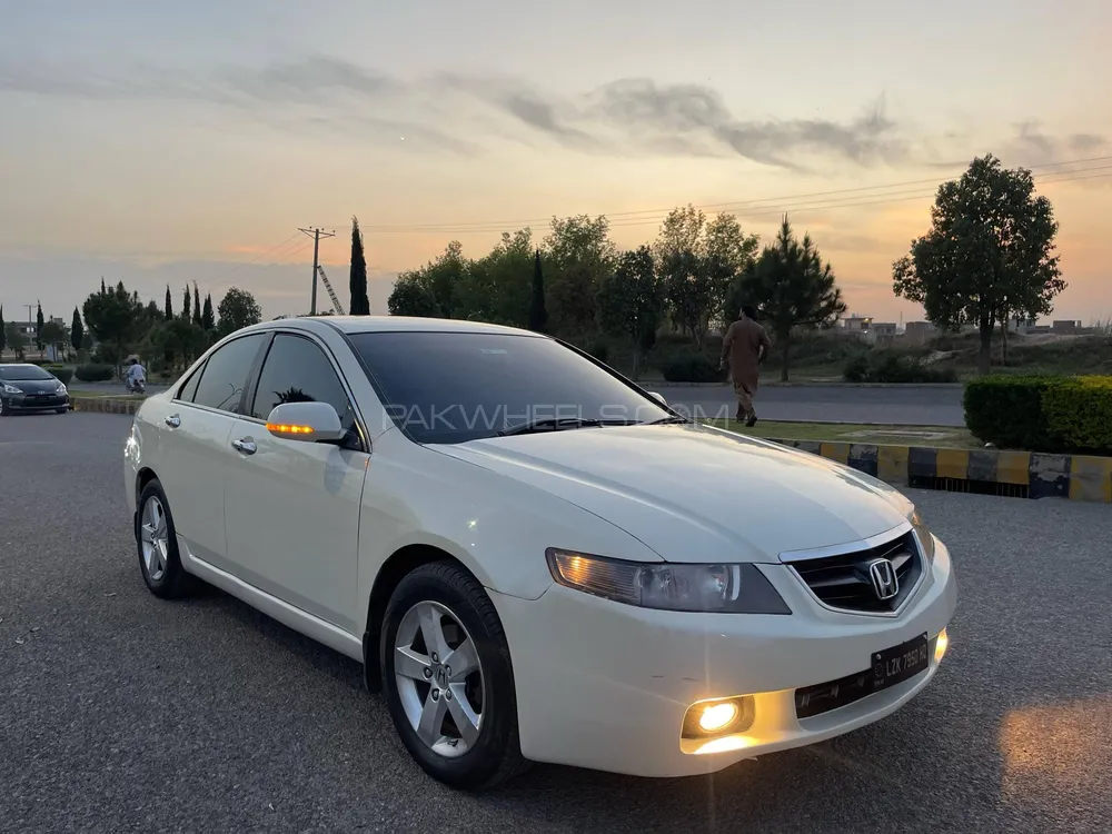 Honda Accord 2003 for Sale in Islamabad Image-1
