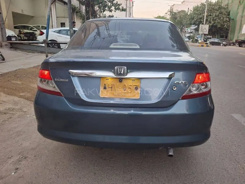 Honda City 2005 for Sale in Hyderabad Image-1
