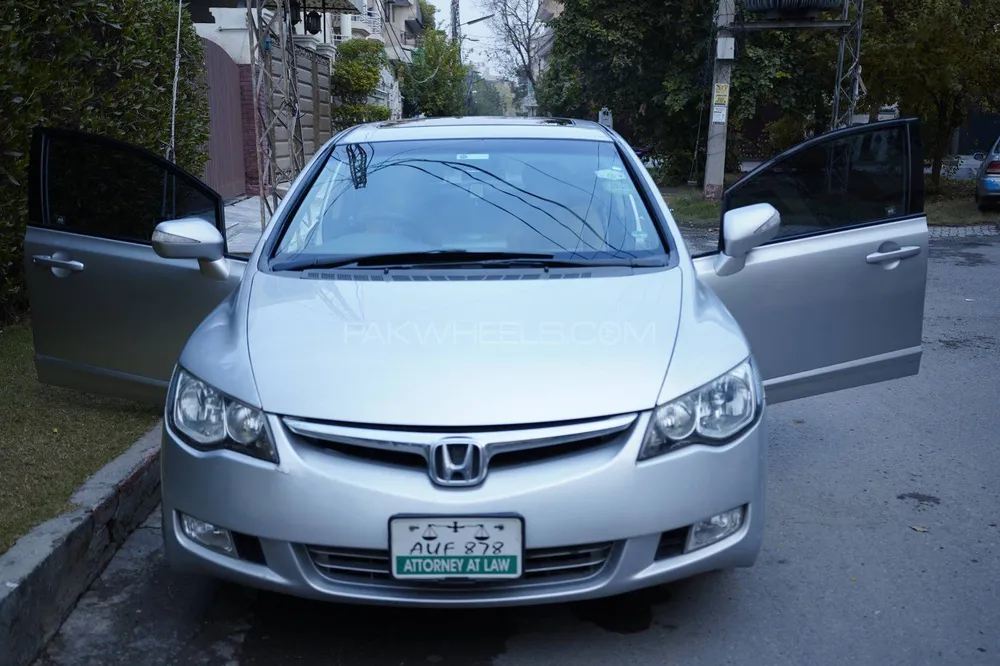 Honda Civic 2010 for Sale in Lahore Image-1