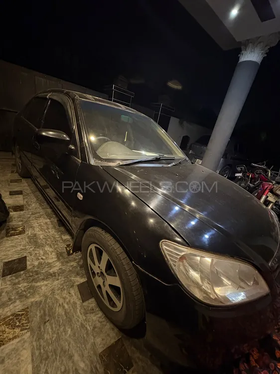 Honda Civic 2004 for Sale in Lahore Image-1