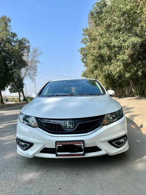 Honda Jade 2015 for Sale in Karachi Image-1