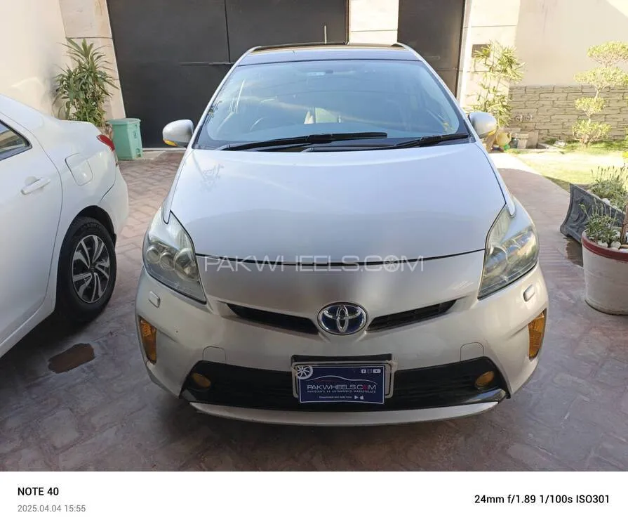 ٹویوٹا پریوس 2009 for Sale in پشاور Image-1