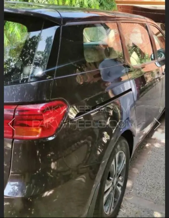 KIA Carnival 2019 for Sale in Karachi Image-1