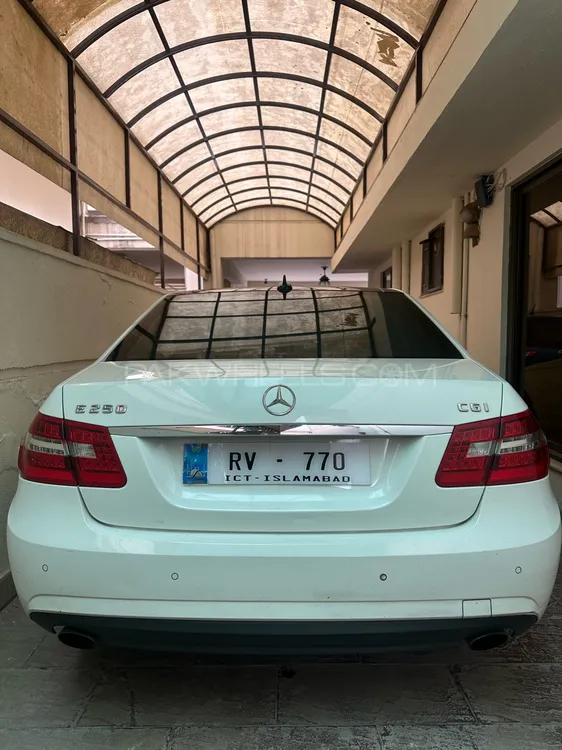 مرسڈیز بینز ای کلاس 2011 for Sale in اسلام آباد Image-1