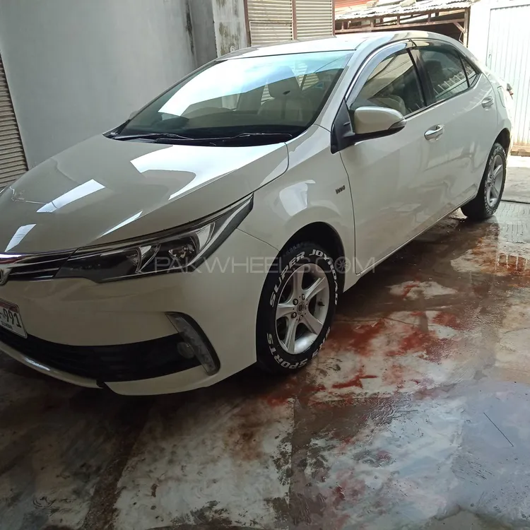 Toyota Corolla 2015 for Sale in Abbottabad Image-1