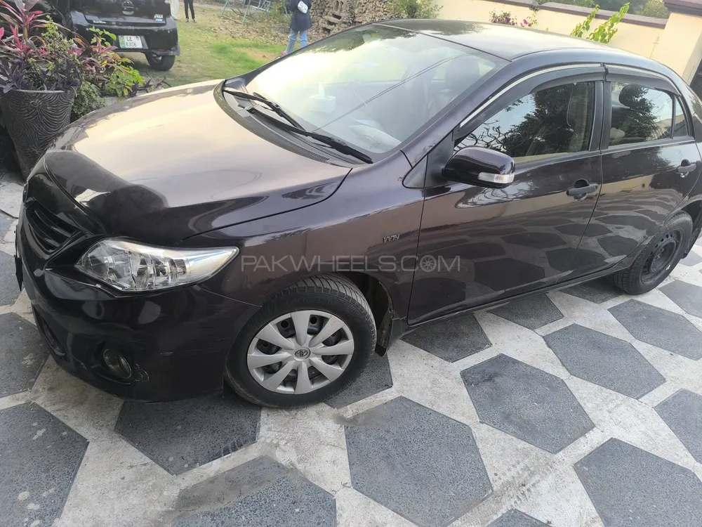 Toyota Corolla 2013 for Sale in Lahore Image-1