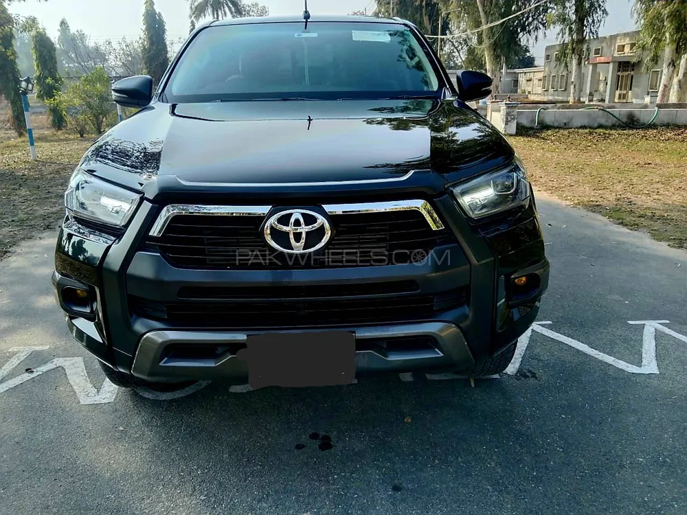 Toyota Hilux 2023 for Sale in Multan Image-1