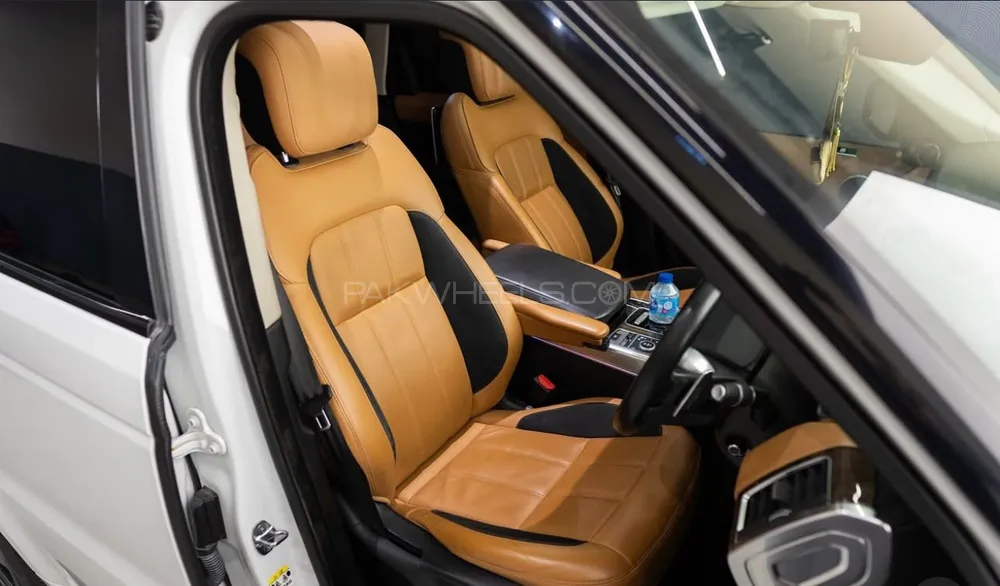 Range Rover Sport 2019 for Sale in Lahore Range Rover Sport 2019 for Sale in Lahore Image-7