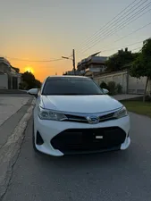 Toyota Corolla Fielder Hybrid 2017 for Sale