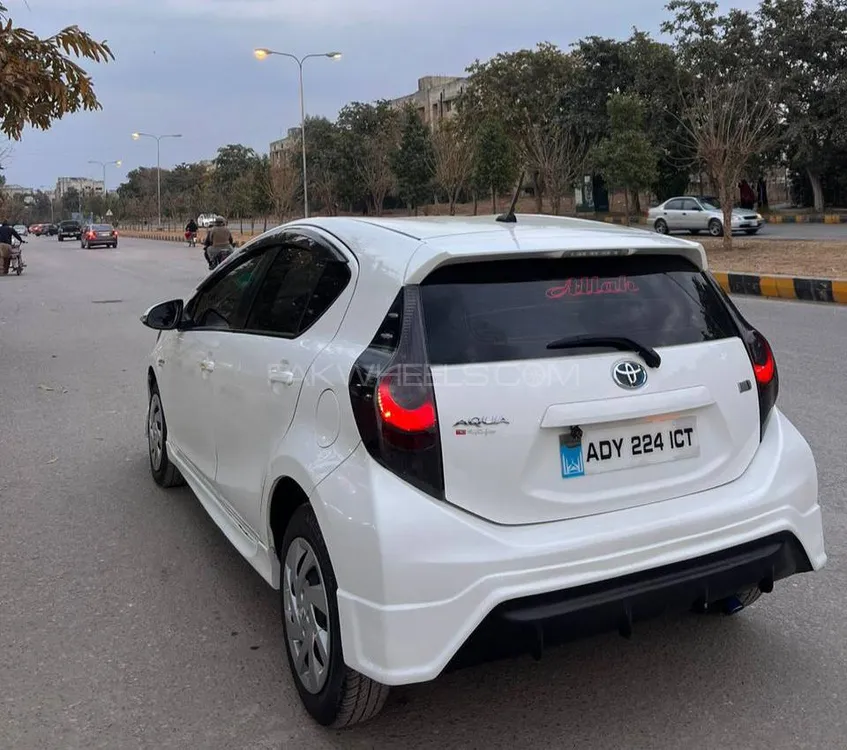 ٹویوٹا اکوا 2012 for Sale in فیصل آباد Image-1
