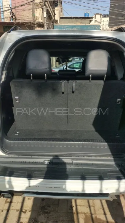 Toyota Prado 2019 for Sale in Karachi Image-1