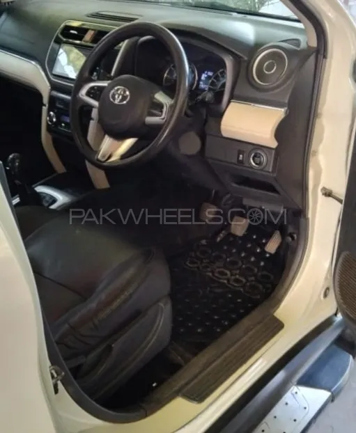 Toyota Rush 2018 for Sale in Faisalabad Toyota Rush 2018 for Sale in Faisalabad Image-3