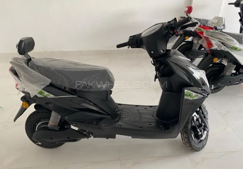 YJ Future Azadi 2024 for Sale Image-1