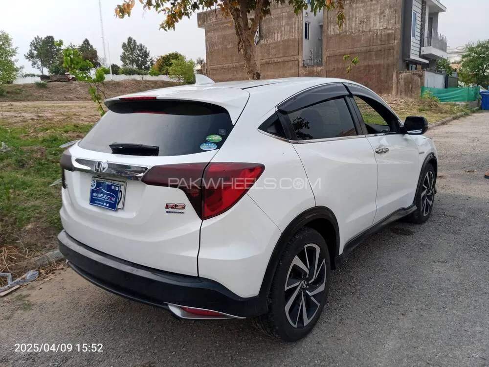 Honda Vezel 2016 for Sale in Islamabad Honda Vezel 2016 for Sale in Islamabad Image-4