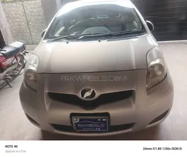 Toyota Vitz F 1.0 2009 for Sale
