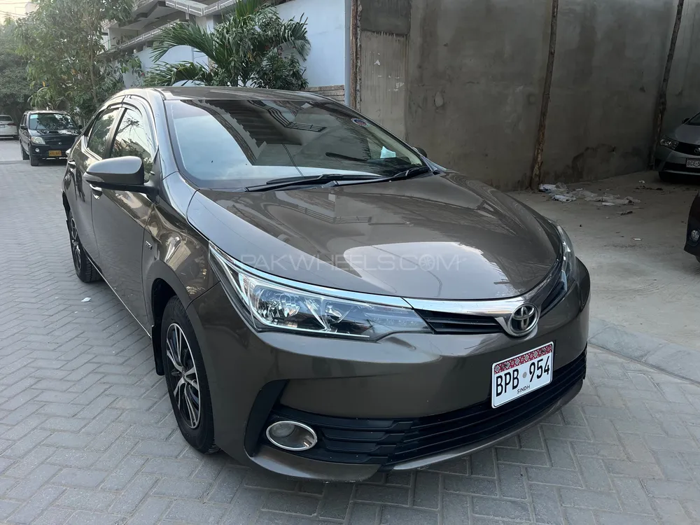 Toyota Corolla 2018 for Sale in Karachi Image-1