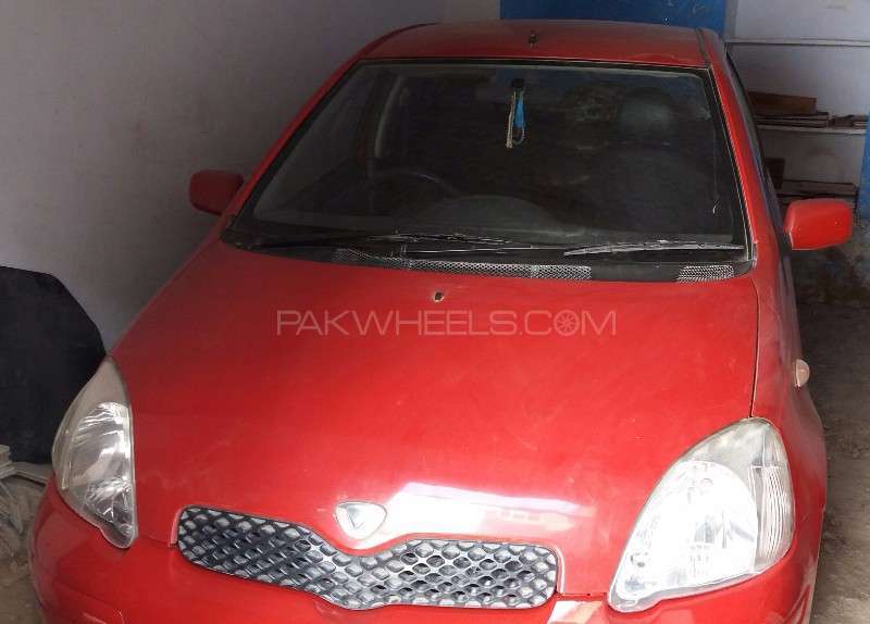 Toyota Vitz 2002 for Sale in Hyderabad Image-1