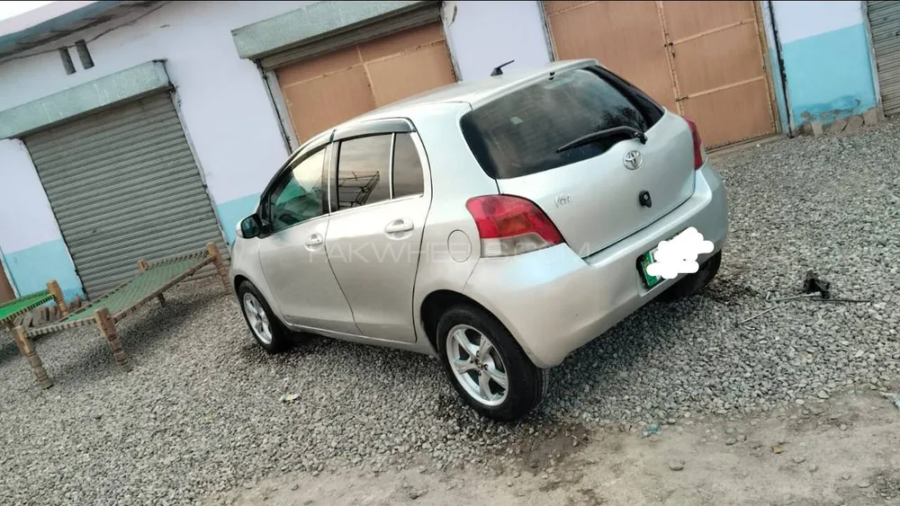 Toyota Vitz 2007 for Sale in Bannu Image-1
