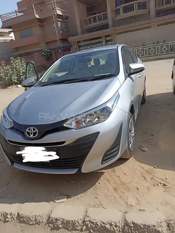 Toyota Yaris Sedan 2023 for Sale in Karachi Image-1