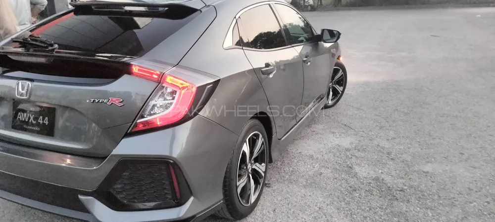 Honda Civic 2017 for Sale in Islamabad Image-1
