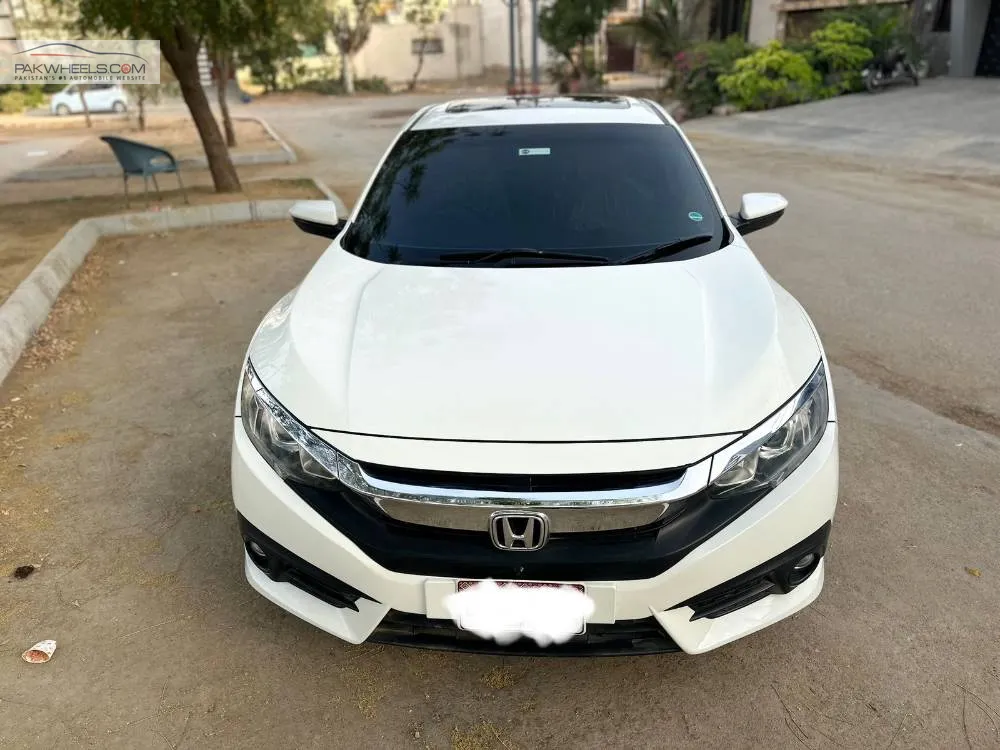 Honda Civic 2018 for Sale in Karachi Image-1