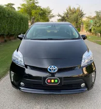 Toyota Prius G LED Edition 1.8 2015 for Sale