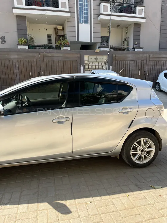 Toyota Aqua 2013 for Sale in Karachi Image-1