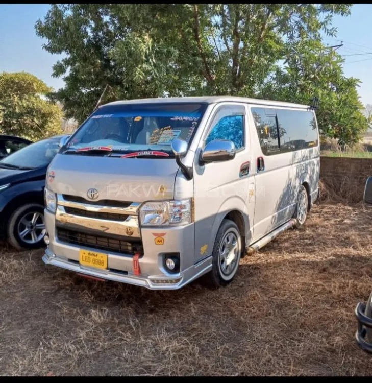 Toyota Hiace 2012 for Sale in Jaranwala Image-1