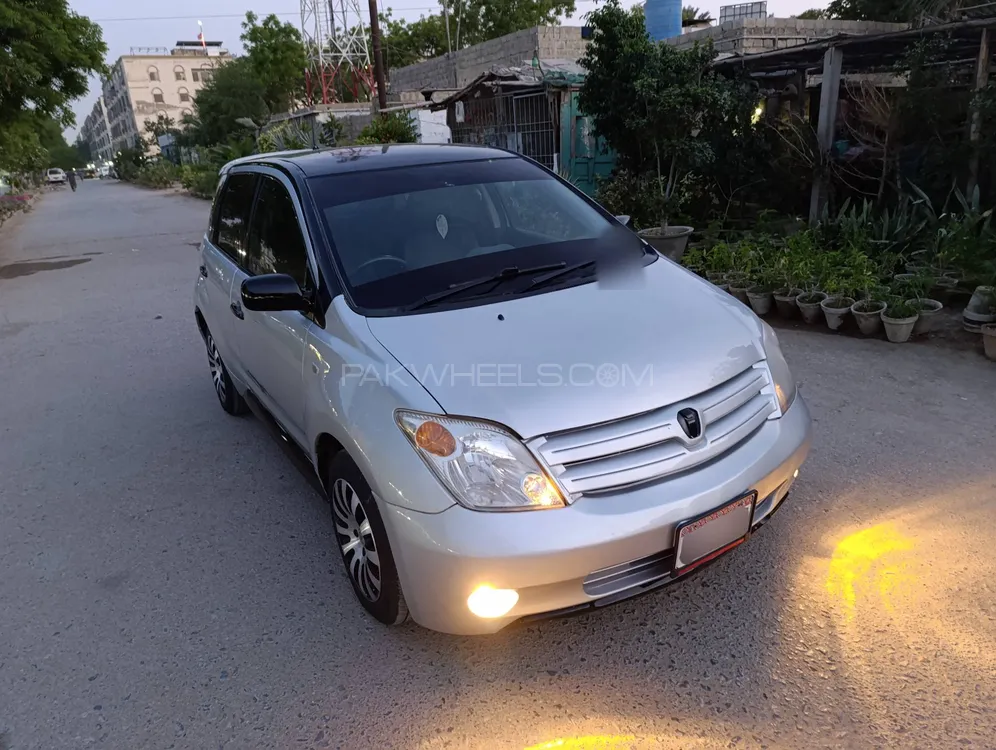 Toyota IST 2003 for Sale in Karachi Image-1